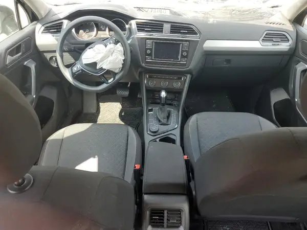 3VV0B7AX6LM094810 2020 VOLKSWAGEN TIGUAN - Image 8