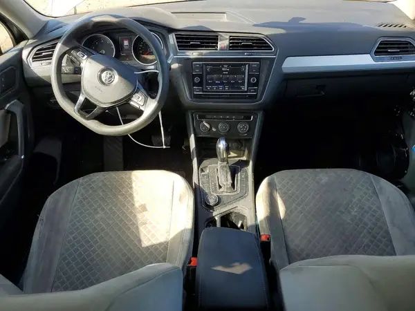 3VV0B7AX6LM140555 2020 VOLKSWAGEN TIGUAN - Image 8