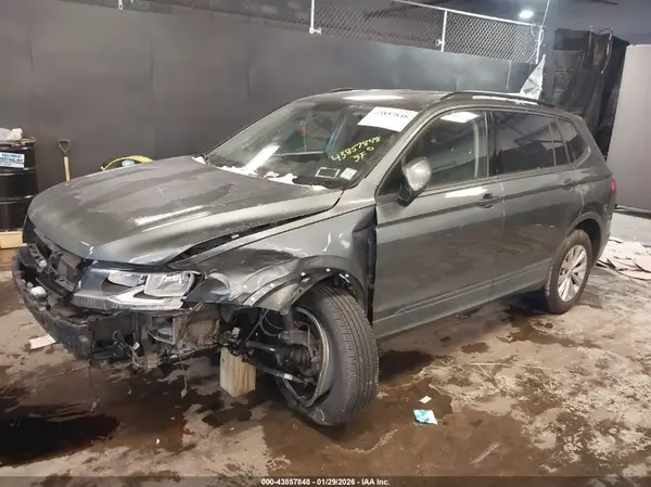 3VV0B7AX6LM178447 2020 VOLKSWAGEN TIGUAN - Image 2