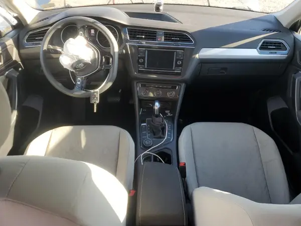 3VV0B7AX6MM015878 2021 VOLKSWAGEN TIGUAN - Image 8