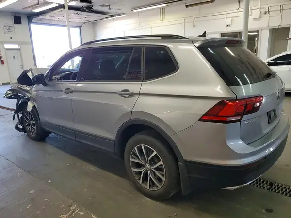 3VV0B7AX6MM062103 2021 VOLKSWAGEN TIGUAN - Image 2