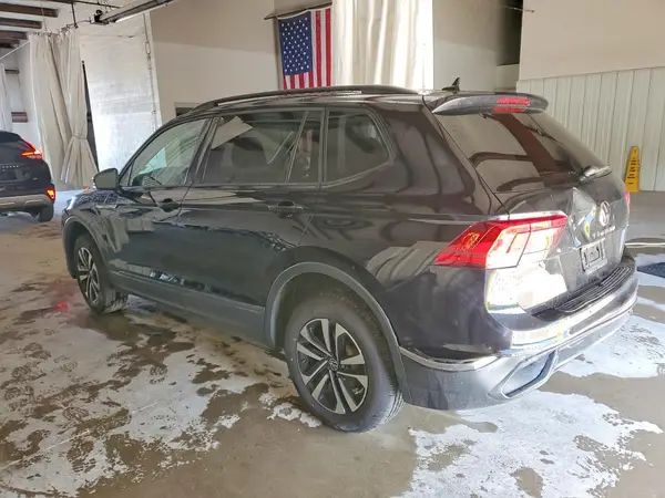 3VV0B7AX6NM046095 2022 VOLKSWAGEN TIGUAN - Image 2
