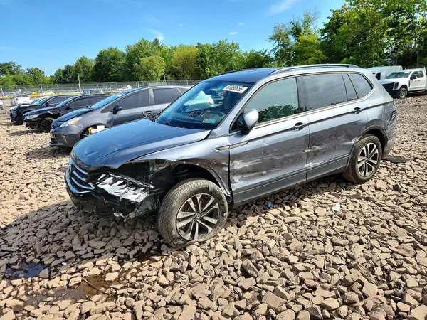 3VV0B7AX6NM169881 2022 VOLKSWAGEN TIGUAN - Image 1