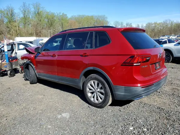 3VV0B7AX7JM040672 2018 VOLKSWAGEN TIGUAN - Image 2