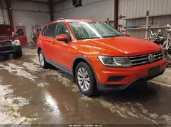 3VV0B7AX7JM042423 2018 VOLKSWAGEN TIGUAN