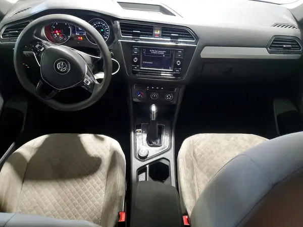 3VV0B7AX7JM063417 2018 VOLKSWAGEN TIGUAN - Image 8