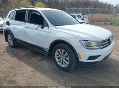 3VV0B7AX7JM094859 2018 VOLKSWAGEN TIGUAN