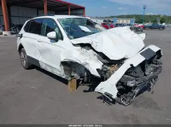 3VV0B7AX7JM107769 2018 VOLKSWAGEN TIGUAN