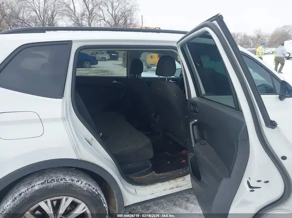 3VV0B7AX7JM114981 2018 VOLKSWAGEN TIGUAN - Image 8