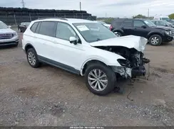 3VV0B7AX7KM051401 2019 VOLKSWAGEN TIGUAN