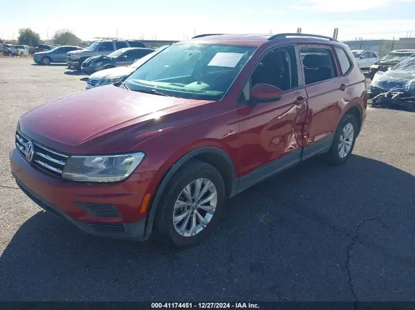 3VV0B7AX7KM051723 2019 VOLKSWAGEN TIGUAN - Image 2