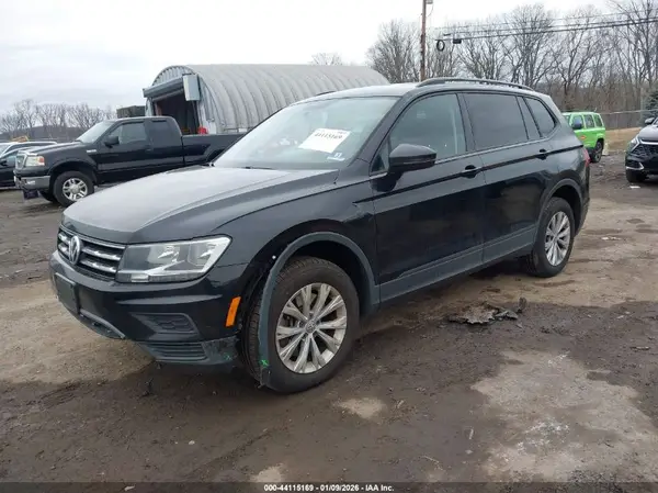 3VV0B7AX7KM058736 2019 VOLKSWAGEN TIGUAN - Image 2