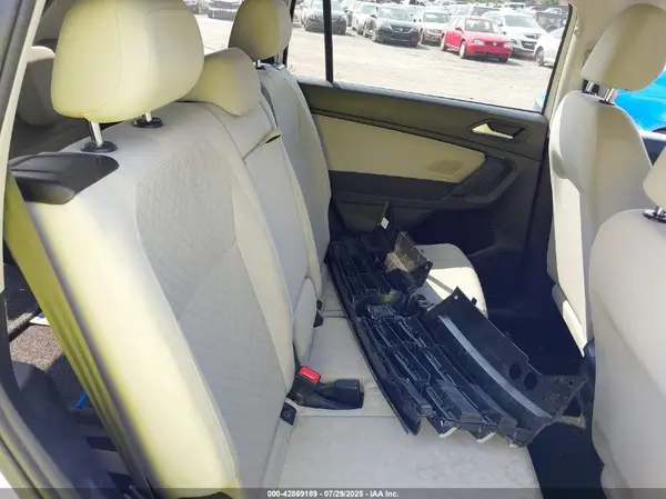 3VV0B7AX7KM066559 2019 VOLKSWAGEN TIGUAN - Image 8