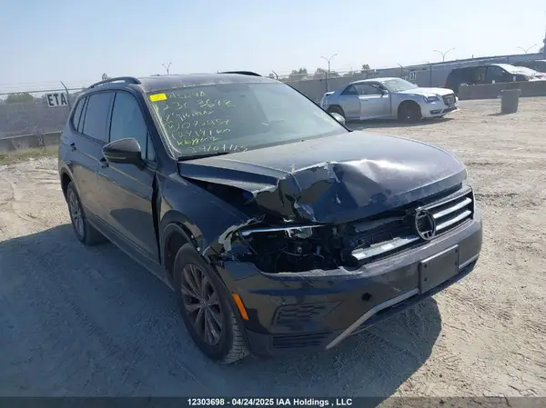 3VV0B7AX7KM072457 2019 VOLKSWAGEN TIGUAN - Image 1