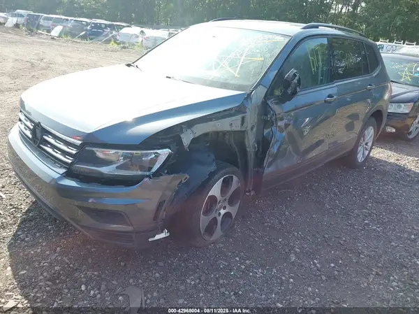 3VV0B7AX7KM077173 2019 VOLKSWAGEN TIGUAN - Image 2