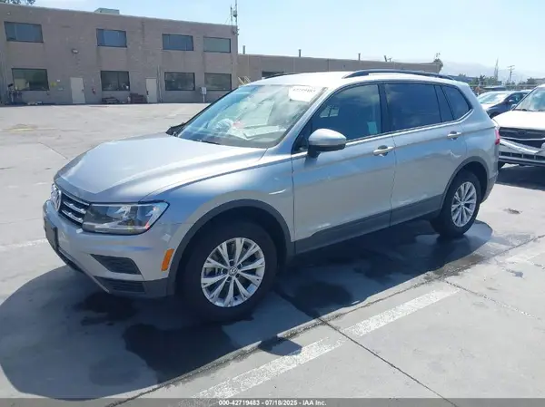 3VV0B7AX7KM116909 2019 VOLKSWAGEN TIGUAN - Image 2