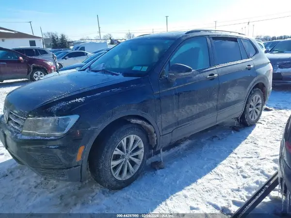 3VV0B7AX7LM024832 2020 VOLKSWAGEN TIGUAN - Image 2