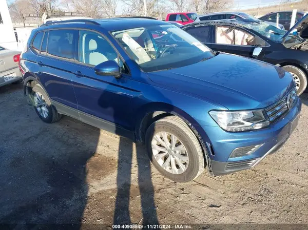 3VV0B7AX7LM120394 2020 VOLKSWAGEN TIGUAN - Image 1