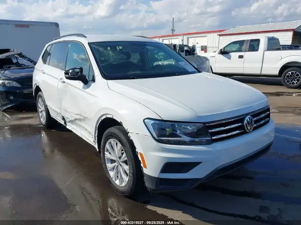 3VV0B7AX7LM124283 2020 VOLKSWAGEN TIGUAN - Image 1