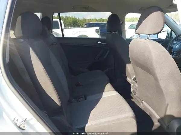 3VV0B7AX7LM124283 2020 VOLKSWAGEN TIGUAN - Image 8