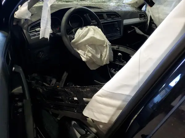 3VV0B7AX7LM172219 2020 VOLKSWAGEN TIGUAN - Image 8