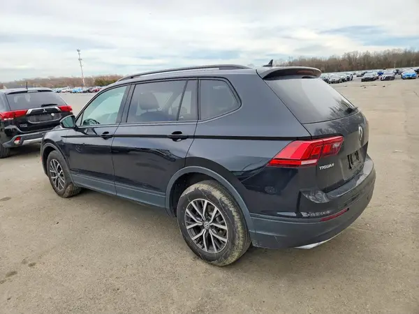 3VV0B7AX7MM028039 2021 VOLKSWAGEN TIGUAN - Image 2