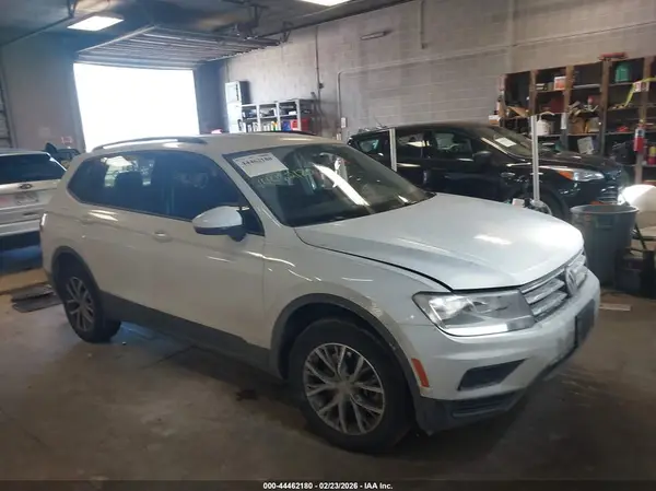 3VV0B7AX7MM102883 2021 VOLKSWAGEN TIGUAN - Image 1