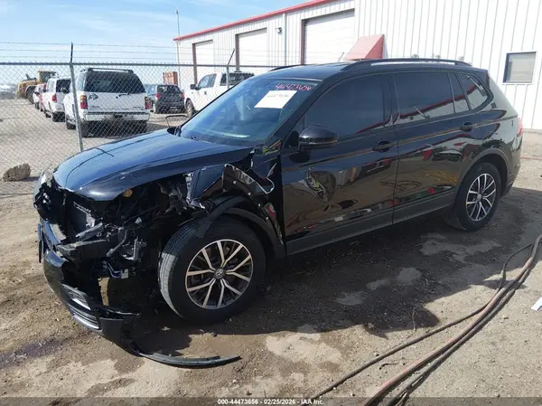 3VV0B7AX7MM141571 2021 VOLKSWAGEN TIGUAN - Image 2