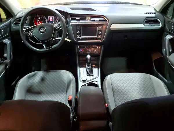 3VV0B7AX8JM043712 2018 VOLKSWAGEN TIGUAN - Image 8