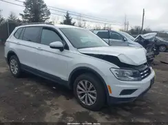 3VV0B7AX8JM071770 2018 VOLKSWAGEN TIGUAN