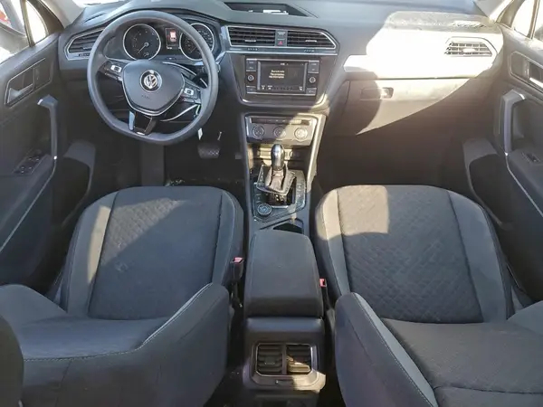 3VV0B7AX8JM074278 2018 VOLKSWAGEN TIGUAN - Image 8