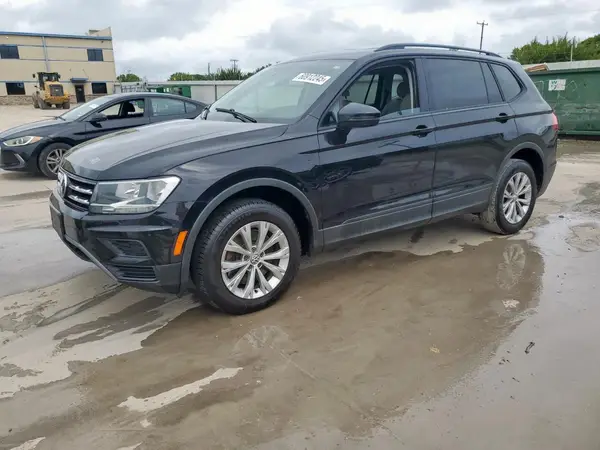 3VV0B7AX8JM080954 2018 VOLKSWAGEN TIGUAN - Image 1