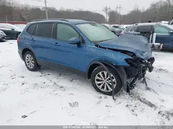3VV0B7AX8JM081263 2018 VOLKSWAGEN TIGUAN