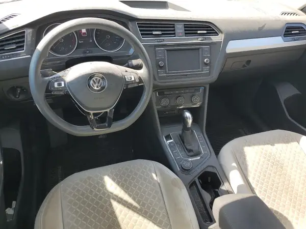 3VV0B7AX8JM082381 2018 VOLKSWAGEN TIGUAN - Image 8