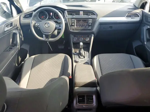 3VV0B7AX8JM083238 2018 VOLKSWAGEN TIGUAN - Image 8