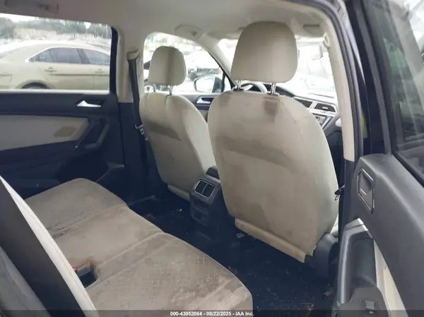 3VV0B7AX8JM085507 2018 VOLKSWAGEN TIGUAN - Image 8