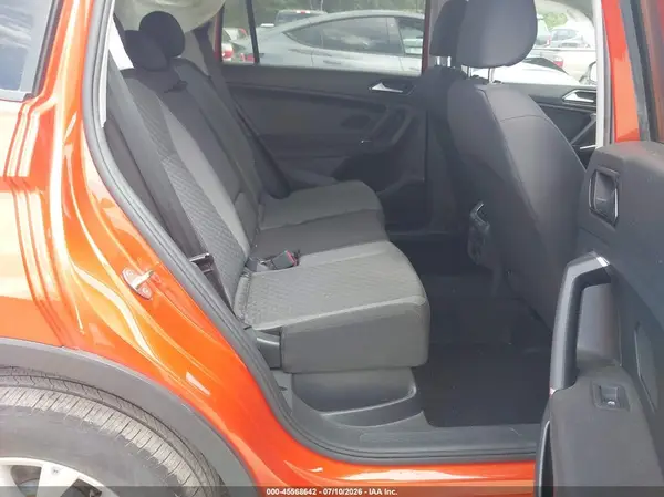 3VV0B7AX8JM130641 2018 VOLKSWAGEN TIGUAN - Image 8