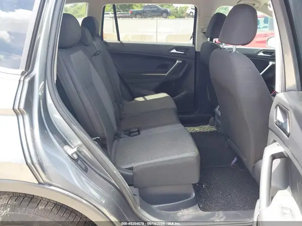 3VV0B7AX8JM131322 2018 VOLKSWAGEN TIGUAN - Image 8