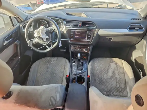 3VV0B7AX8JM204852 2018 VOLKSWAGEN TIGUAN - Image 8
