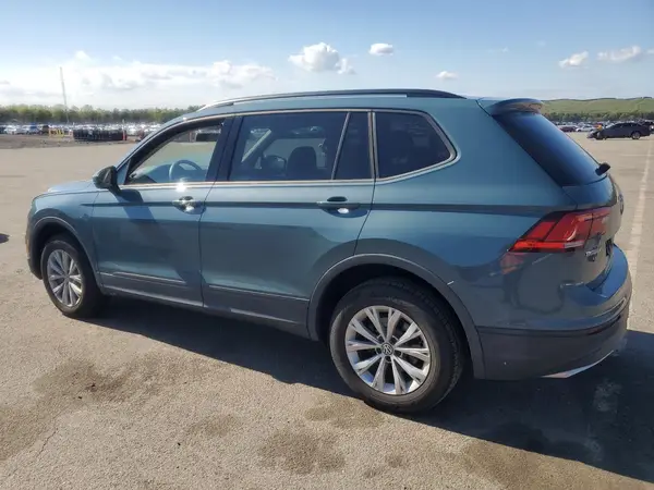 3VV0B7AX8KM179193 2019 VOLKSWAGEN TIGUAN - Image 2