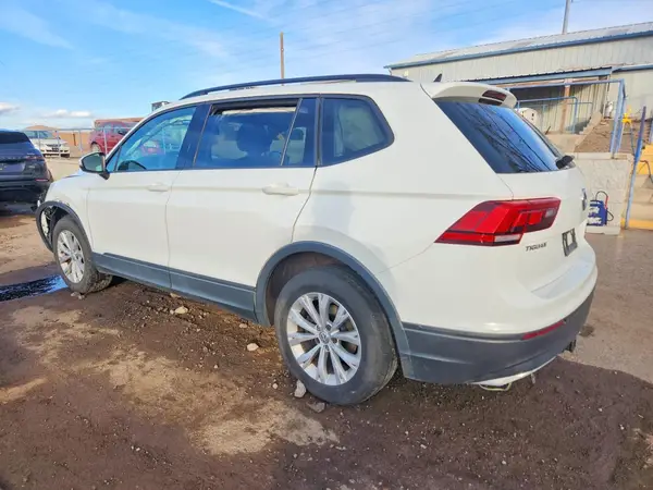 3VV0B7AX8LM020174 2020 VOLKSWAGEN TIGUAN - Image 2