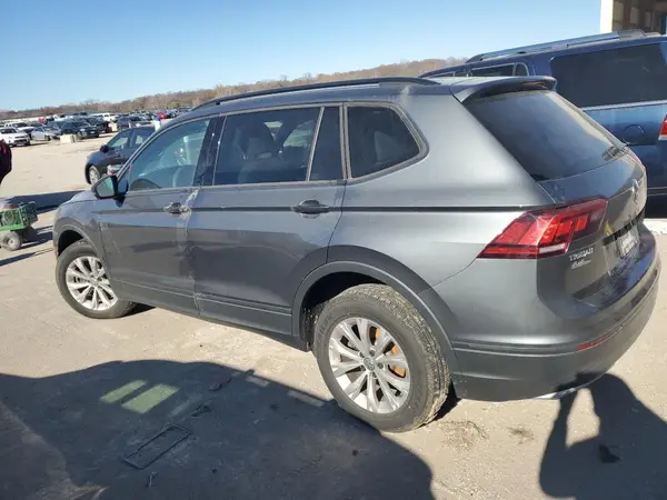 3VV0B7AX8LM025049 2020 VOLKSWAGEN TIGUAN - Image 2