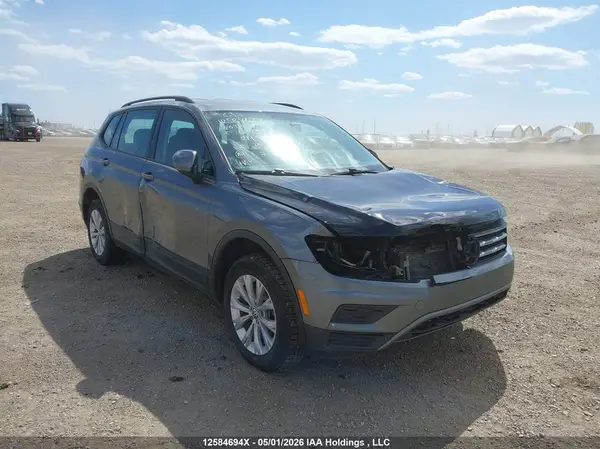 3VV0B7AX8LM074557 2020 VOLKSWAGEN TIGUAN - Image 1