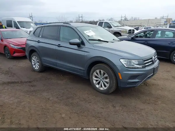 3VV0B7AX8LM146955 2020 VOLKSWAGEN TIGUAN - Image 1