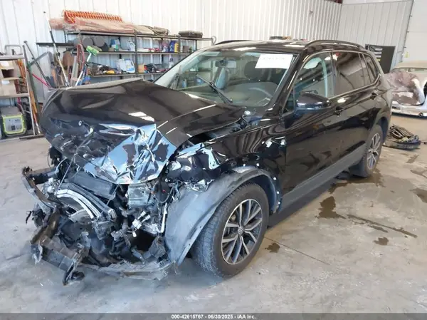 3VV0B7AX8MM020189 2021 VOLKSWAGEN TIGUAN - Image 2