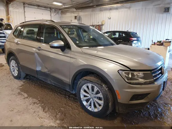 3VV0B7AX8MM062944 2021 VOLKSWAGEN TIGUAN - Image 1