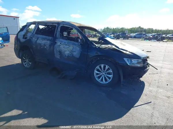 3VV0B7AX8MM063608 2021 VOLKSWAGEN TIGUAN - Image 1
