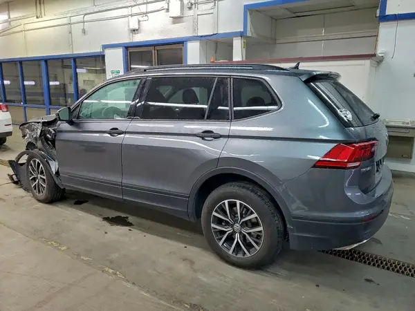 3VV0B7AX8MM065035 2021 VOLKSWAGEN TIGUAN - Image 2