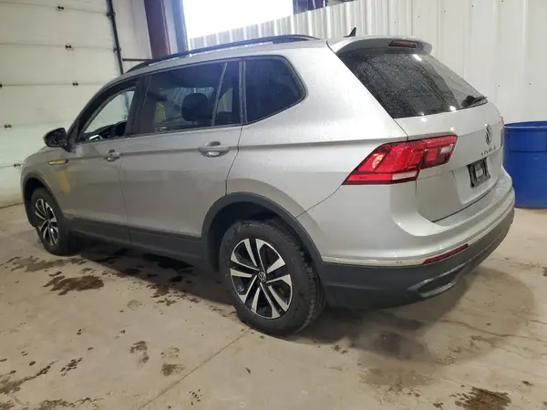 3VV0B7AX8NM073928 2022 VOLKSWAGEN TIGUAN - Image 2