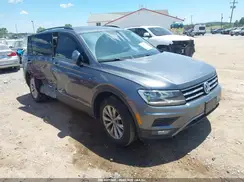 3VV0B7AX9JM011299 2018 VOLKSWAGEN TIGUAN